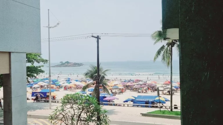 Imagem Apartamento com 2 dormitórios à venda, 100 m² - Pitangueiras - Guarujá/SP