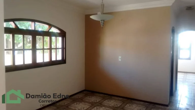 Imagem Casa Jardim São Marcus Jundiaí com renda de $4.000 mil mês