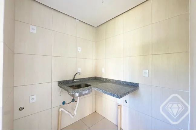 Imagem Apartamento amplo e iluminado na Avenida Cavalhada.

Conforto, privacidade e vaga dupla coberta em c...