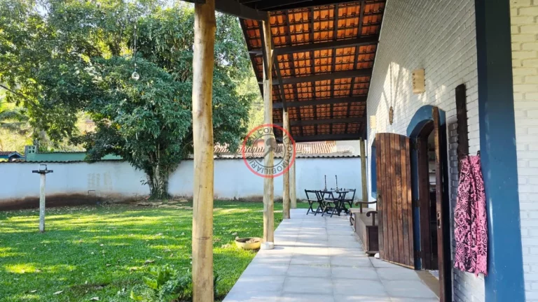 Imagem CASA A VENDA EM BOISSUCANGA, COM 3 DORMITÓRIOS, SENDO 1 SUÍTE, EM TERRENO DE 823 MT, 300 MT DE ÀREA CONSTRUÍDA,