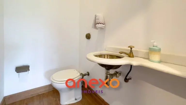 Imagem Casa a venda em Blumenau no bairro Vila Nova com 5 dormitórios.