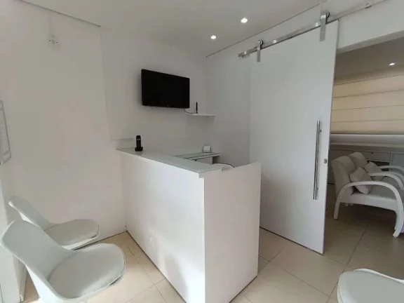 Imagem Oportunidade Imperdível: Sala Comercial com Acabamento de Qualidade no Ibiapaba
