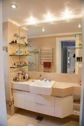 Imagem Apartamento com 140m2, 3 quartos (1 suíte) e 3 vagas a venda em Pinheiros, São Paulo