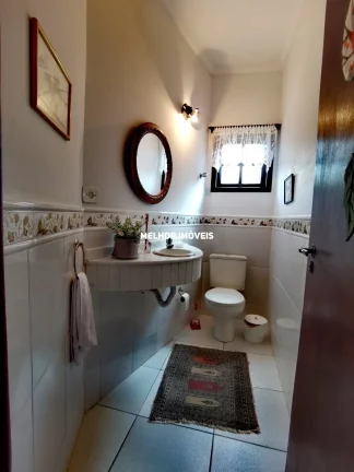 Imagem Casa à Venda com 05 Suítes , localizada na Praia de Taquaras em Balneário Camboriú - SC