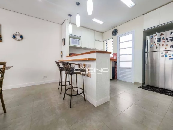 Imagem Belíssima casa de Villagio à venda com 4 Dormitórios sendo 2 suítes 232m² na Riviera de São Lourenço - Bertioga SP