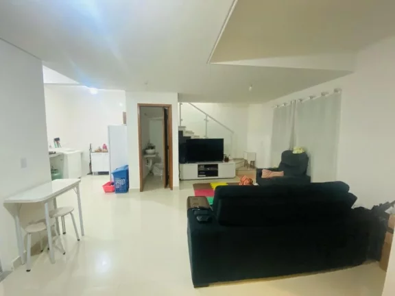 Imagem Sobrado com 3 dormitórios à venda, 90 m² por R$ 435.000,00 - Vila Lavínia - Mogi das Cruzes/SP