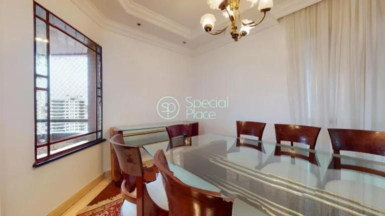 Imagem Ãtimo apartamento com 273mÂ²em Moema em rua tranquila. Amplo living para trÃªs ambientes com terraÃ...