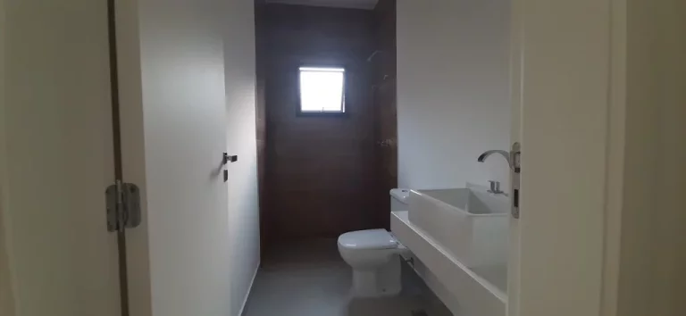 Imagem A Batelli Im...oacute;veis apresenta esta ...oacute;tima casa com linda vista para o verde, em um am...