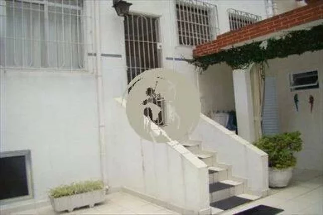 Imagem Sobrado a venda no bairro do Boqueirão em Santos
