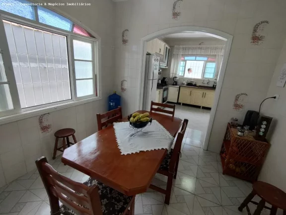 Imagem Casa para Venda em Mongaguá, Balaneario Itaoca, 3 dormitórios, 1 suíte, 3 banheiros, 2 vagas