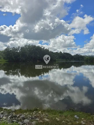 Imagem Lote plano e de esquina - mais liberdade para projetar Condomínio com infra
