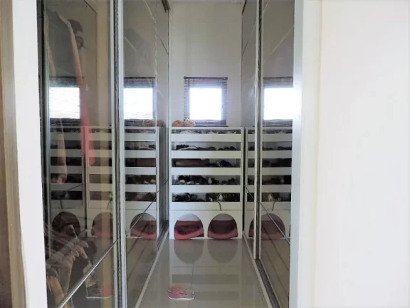 Imagem MIRANTE-LINDA MANSÃO COM 4 SUÍTES COM VISTA PARA O LAGO