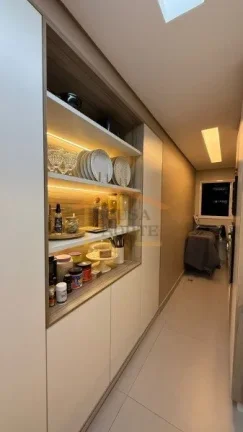 Imagem Apartamento com 87 m² de área útil, composto por 2 dormitórios, sendo 2 suítes, sala com ar-con...