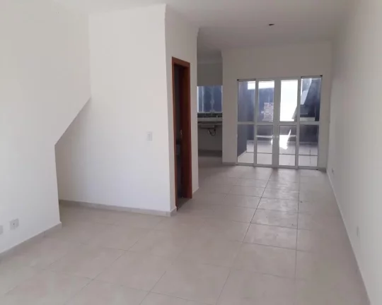 Imagem * CASA NO MONTE KEMEL C/ 3 SUÍTES, 2 VAGAS; QUINTAL C/ CHURRASQUEIRA