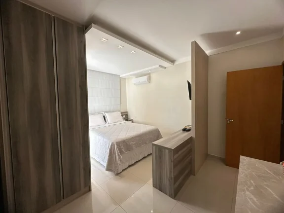 Imagem Sobrado Reformado e Decorado em Condomínio Exclusivo - Com mobília
