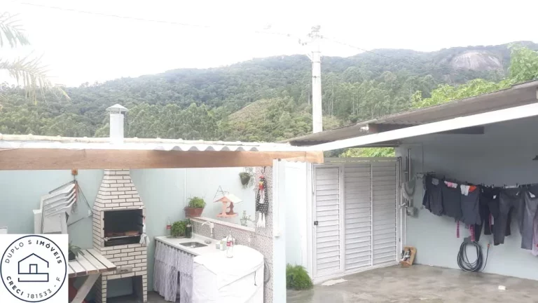 Imagem Casa em Mairiporã / Terra preta / Próximo a Rodovia Fernão dias / Terreno medindo 250 m² sendo 125 m² de terreno livre para construir.