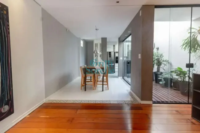 Imagem Casa de Vila à Venda em Vila Mariana - São Paulo/SP.
