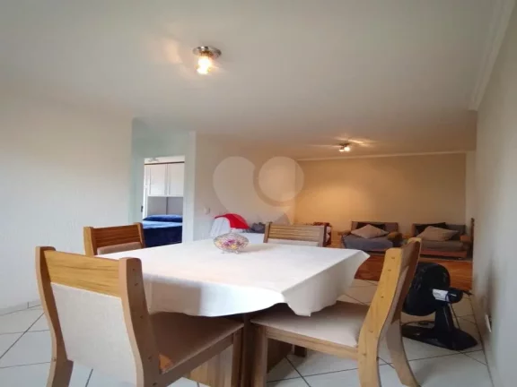 Imagem Apartamento à venda com 2 quartos no condomínio George v, São Paulo - SP