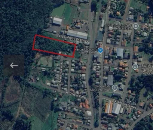 Imagem Terreno com 7260m2 no Centro de Fernandes Pinheiro