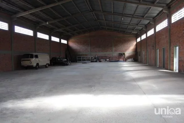 Imagem Galpão/Depósito/Armazém com 6 Quartos à Venda, 700 m² por R$ 1.600.000