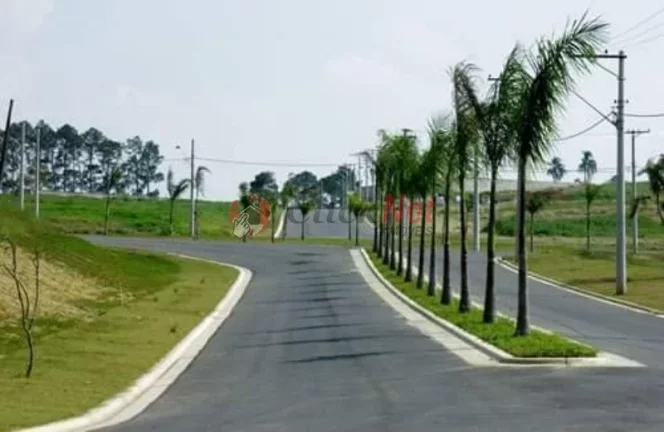 Imagem Terreno à venda em condomínio fechado no Parque Residencial Jequitibás em Jacareí a 5 minutos de Guararema, 1148,55 m² de área.