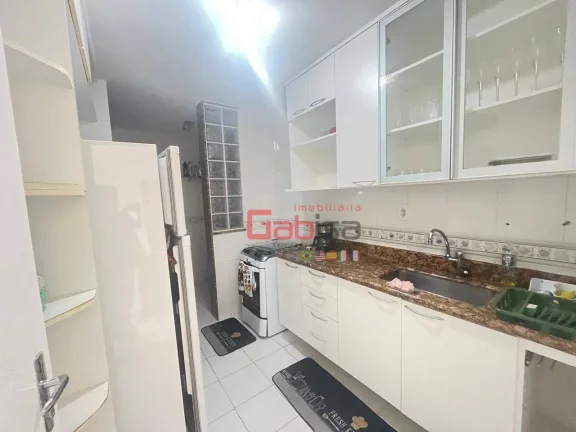 Imagem Apartamento com 2 dormitórios à venda, 85 m² por R$ 700.000 - Centro - Cabo Frio/RJ