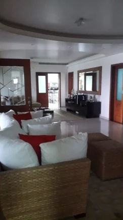 Imagem Casa incrível no Jd. das Palmeiras