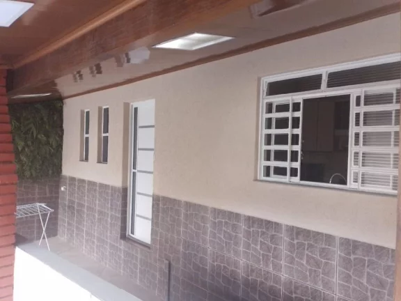 Imagem Casa com 4 dormitórios à venda, 236 m² por R$ 699.000,00 - Vila Amorim - Suzano/SP
