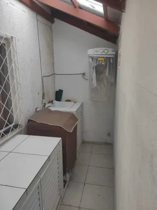Imagem Sobrado com 2 suítes e 1 vaga na garagem, a 350m da praia em - Balneário Piçarras/SC