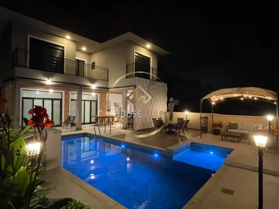 Imagem Casa Sobrado, 4 Dormitórios( 4 suítes), Residencial Jaguary, Urbanova, Sjc.