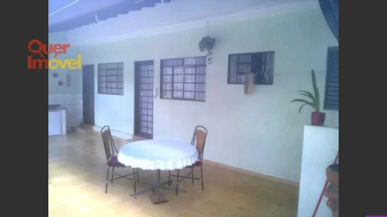 Imagem Imperdível oportunidade de compra: Casa à venda em Ribeirão Preto-SP, Jardim Irajá! 3 quartos, 1 suíte, 2 salas, 5 banheiros, 4 vagas de garagem, 151,59 m². Comercial ou residencial. Quer Imóvel Negócios Imobiliários.