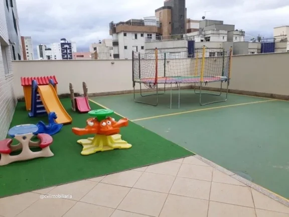 Imagem Lindo apto todo mobiliado (planejados em todos os quartos), com 03 quartos e mais um transformado em...