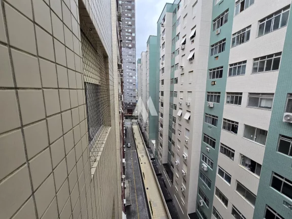 Imagem Apartamento em Pompéia, Santos/SP, 2 dormitórios, predio de frente para o mar
