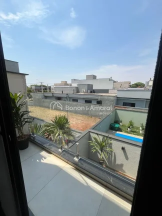 Imagem Com 241,98 m² de área construída, este sobrado foi cuidadosamente projetado para oferecer o equil...