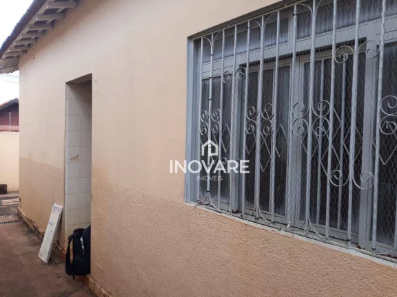 Imagem Casa com 3 dormitórios à venda, 96 m² por R$ 380.000,00 - Setor Bela Vista - Itumbiara/GO