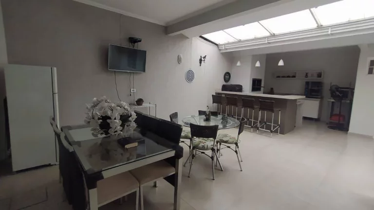 Imagem Casa para Venda em Maringá / PR no bairro Jardim Imperial