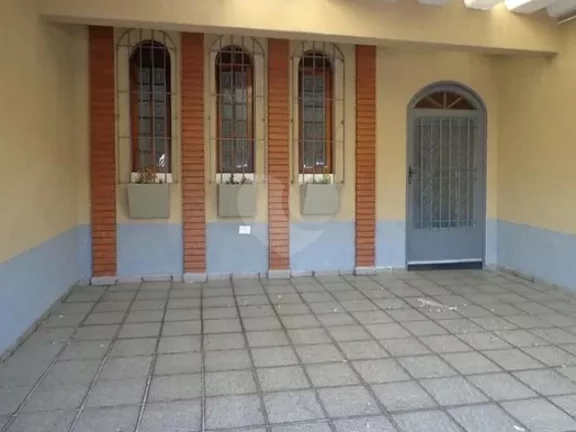 Imagem Casa à venda com 3 quartos, sendo 1 suíte, em Vila Campesina, Osasco - SP