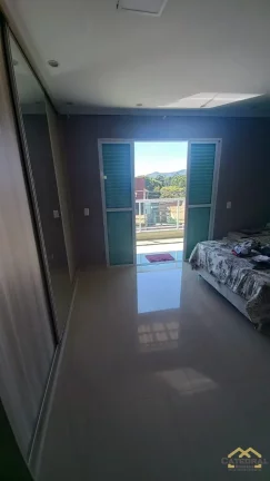 Imagem Casa de bairro á venda Santa Gertrudes,