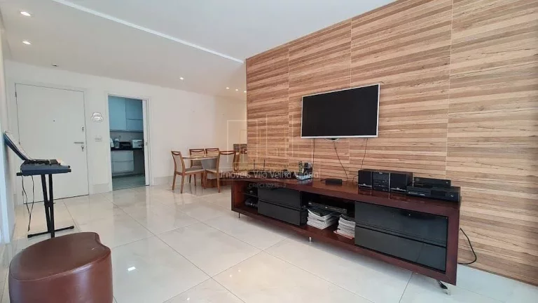 Imagem Apartamento com 4 quartos duas suítes ao lado do Extraplus e a 50 metros do mar