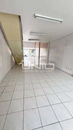 Imagem Sala Comercial com Mezanino na Tocantins - Centro