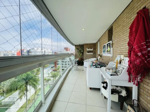Imagem Encantador Apartamento Decorado com Vista para Clube Compartilhado no Mod.2