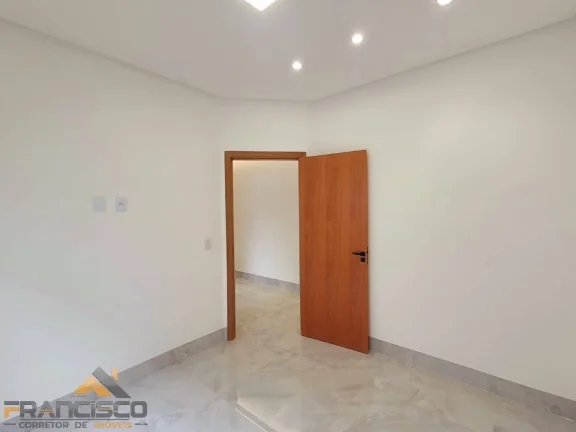 Imagem LINDA CASA À VENDA NO SETOR VERA CRUZ EM APARECIDA