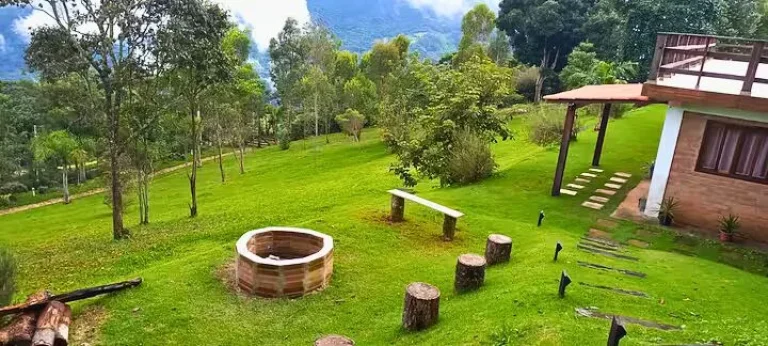 Imagem Exclusividade e Natureza: O Refúgio Definitivo no Coração do Paiol Grande