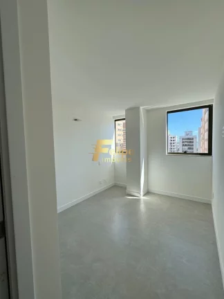 Imagem LUXUOSO APARTAMENTO DE 04 SUÍTES, LAZER COMPLETO, LOCALIZADO NA PRAIA DO CANTO, EM VITÓRIA/ES!
