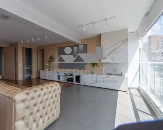 Imagem Apartamento no Alto da Lapa com 3 quartos e 4 vagas, 235 m²