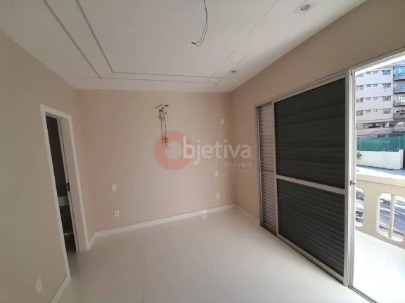 Imagem Apartamento linear, 3 quartos, à 50 metros da Praia do Forte, Cabo Frio