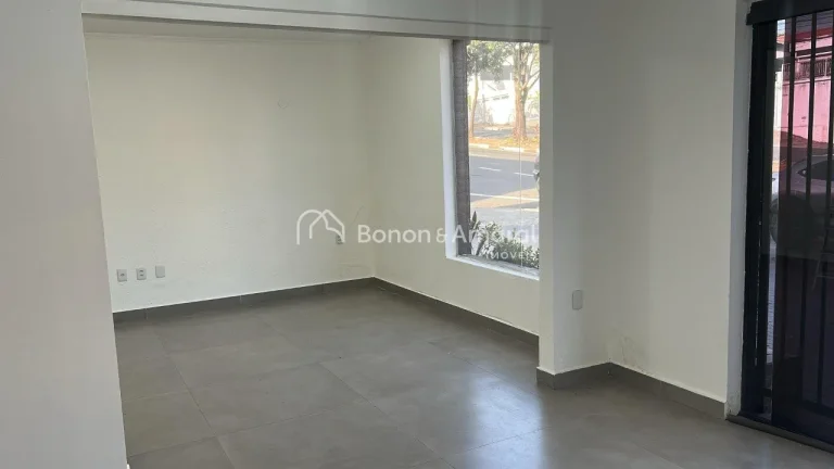 Imagem Casa Comercial para Locação, 6 salas, 4 vagas, saída para a Rod.D.Pedro e Shopping Galleria
Casa ...