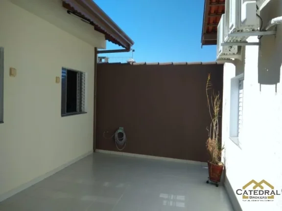 Imagem Casa 3 dormitórios com uma Suíte e 197m², no Bairro Torres de São José - Jundiaí/SP
