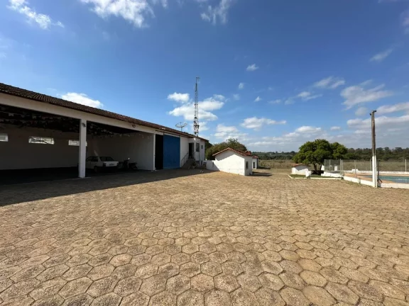 Imagem Sítio com 5 dormitórios à venda, 121000 m² por R$ 2.850.000,00 - Bairro dos Mirandas - Tatuí/SP