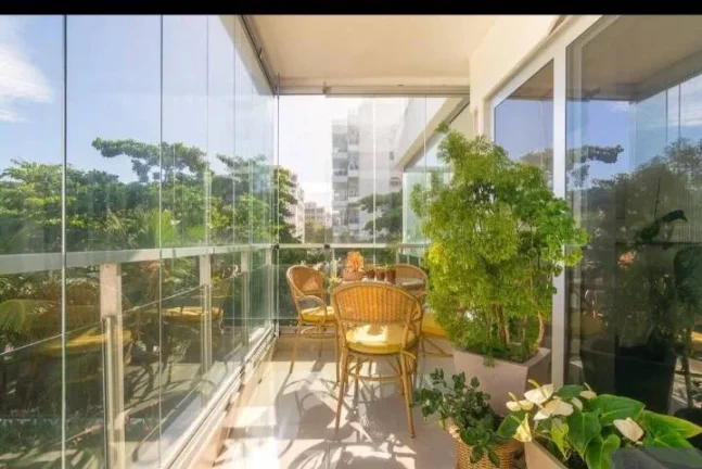 Imagem APARTAMENTO NA LÚCIO COSTA CONDOMÍNIO BETON 186M2 BARRA DA TIJUCA